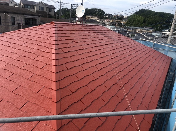 東京都町田市　屋根塗装　ひび割れ補修　赤い屋根にイメージチェンジ! (4)