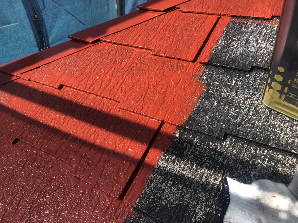 東京都町田市　屋根塗装　ひび割れ補修　赤い屋根にイメージチェンジ! (2)
