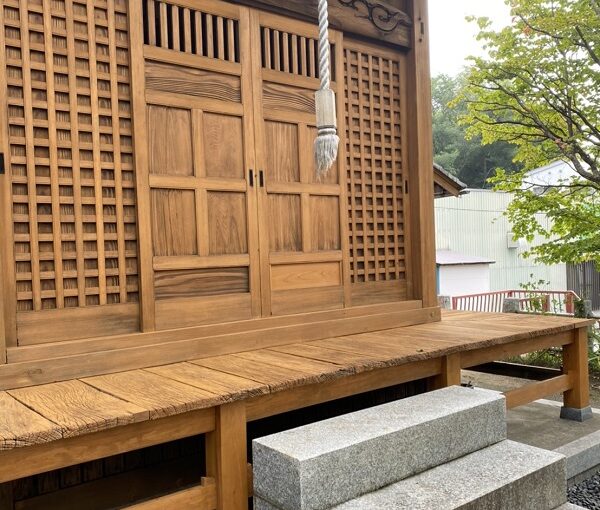 東京都町田市　社殿塗装　寺社建築物専用木材保護塗料　完工 (2)
