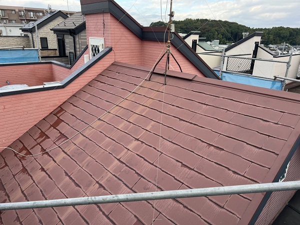 東京都町田市　雨漏り補修・屋根塗装　縁切りとは　タスペーサーの設置 (6)