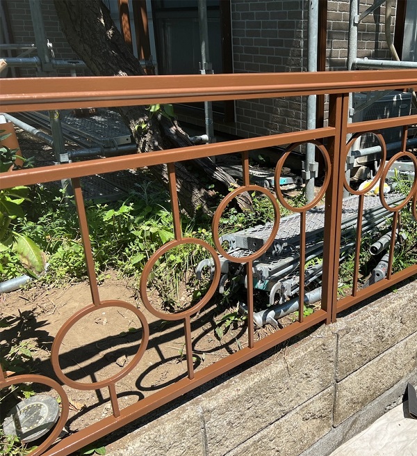 東京都町田市　N様邸　屋根塗装・外壁塗装　雨樋、鼻隠し、フェンス塗装 (2)