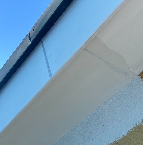東京都町田市 K様邸　屋根塗装・外壁塗装　軒天を塗装しました！ (2)
