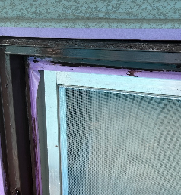 東京都町田市　S様邸　屋根塗装・外壁塗装　窓枠の塗装 (2)