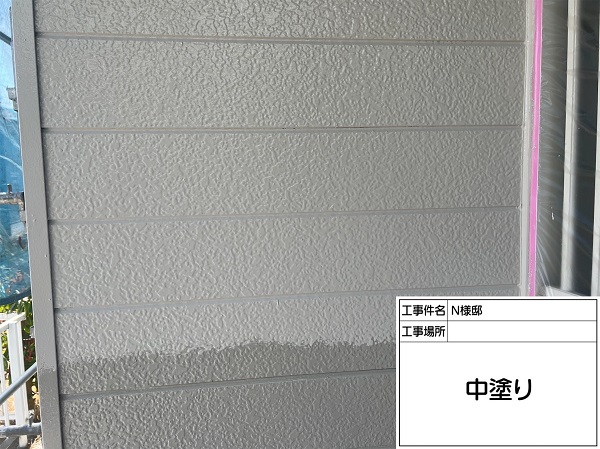 東京都町田市・N様邸　外壁塗装・屋根塗装　中塗りの重要性 (1)