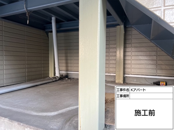 東京都町田市・Kアパート　鉄骨柱塗装　施工前の状態 (1)