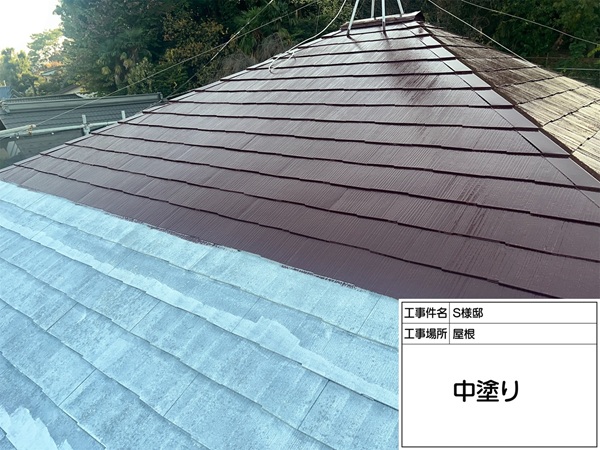 エスケー化研の遮熱塗料クールタイトSiで中塗り・上塗り(東京都町田市S様邸外壁塗装・屋根塗装②) (1)