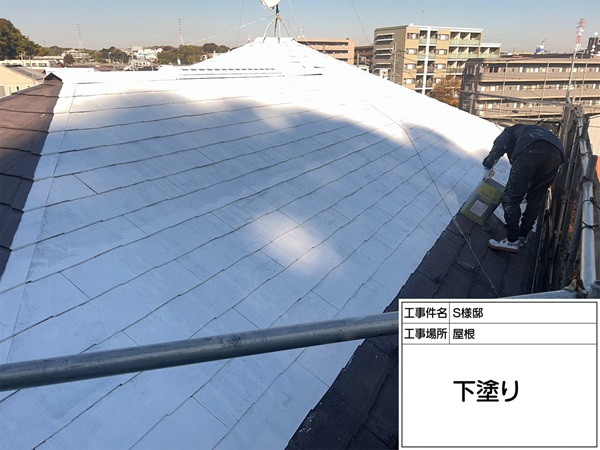 タスペーサー設置と下塗り材塗布で下準備(東京都町田市S様邸外壁塗装・屋根塗装) (2)