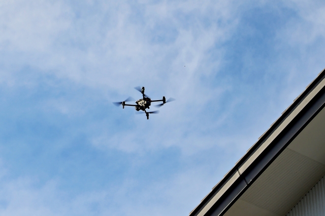 切妻屋根のケラバ板金とは?必要なメンテナンス方法、点検頻度を徹底解説!