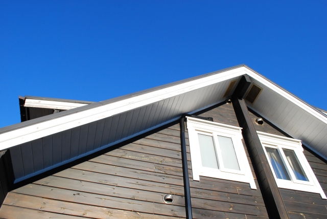 破風板(はふいた)とはどこ?劣化サインや塗装の必要性、費用、工程まで徹底解説 (2)