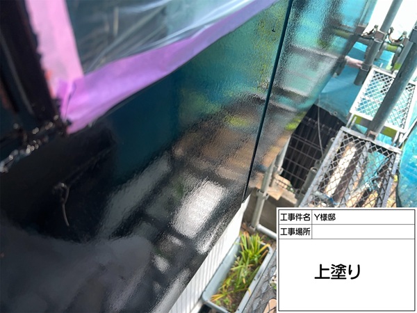 東京都町田市Y様邸④鉄部塗装(さび止め・中塗り・上塗り)の様子をご紹介 (3)