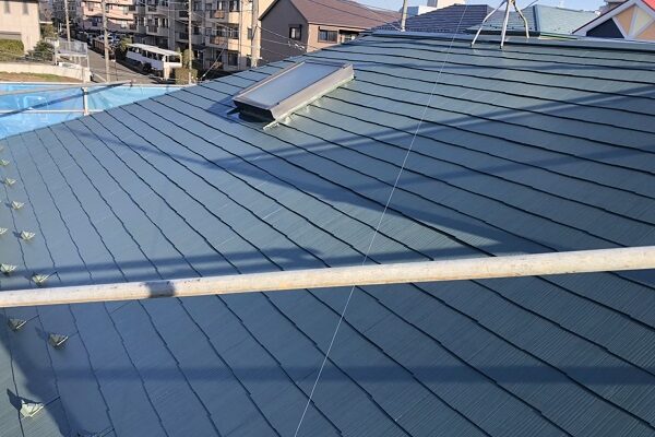 東京都町田市　屋根塗装　屋根塗装の手順　天窓のシーリング工事の注意点 (1)