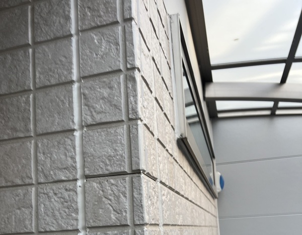 傷んだシーリングをオートンイクシードで打ち替えて劣化をリセット！(東京都町田市①) (3)