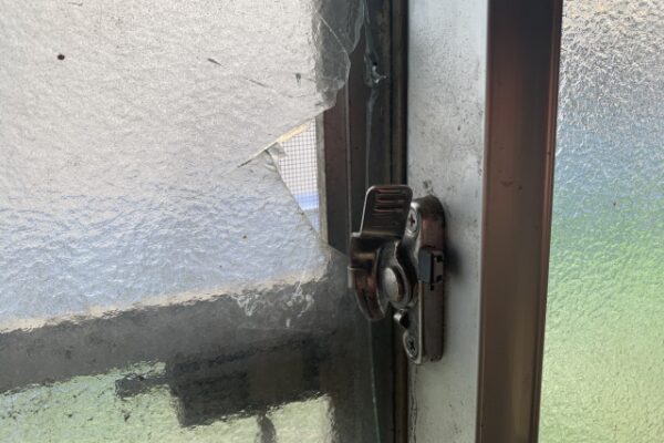 外壁塗装中は空き巣に要注意！足場が犯罪者を招く理由と今すぐできる対策5選 (5)